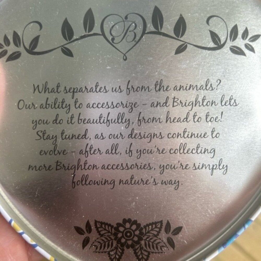 Brighton Set of 3 collectible heart-shaped tins, decorative, inspirational words - Picture 5 of 16